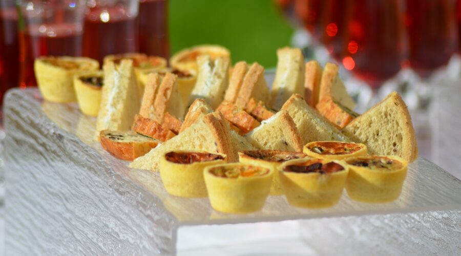 Découverte_de_l_univers_gourmand_des_traiteurs_végétaliens_:_un_voyage_culinaire_unique
