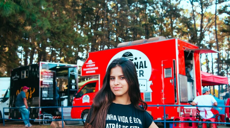 Transformer_votre_anniversaire_en_grand_événement_gastronomique_avec_un_food_truck